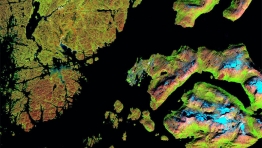 NUUK_2_L.jpg